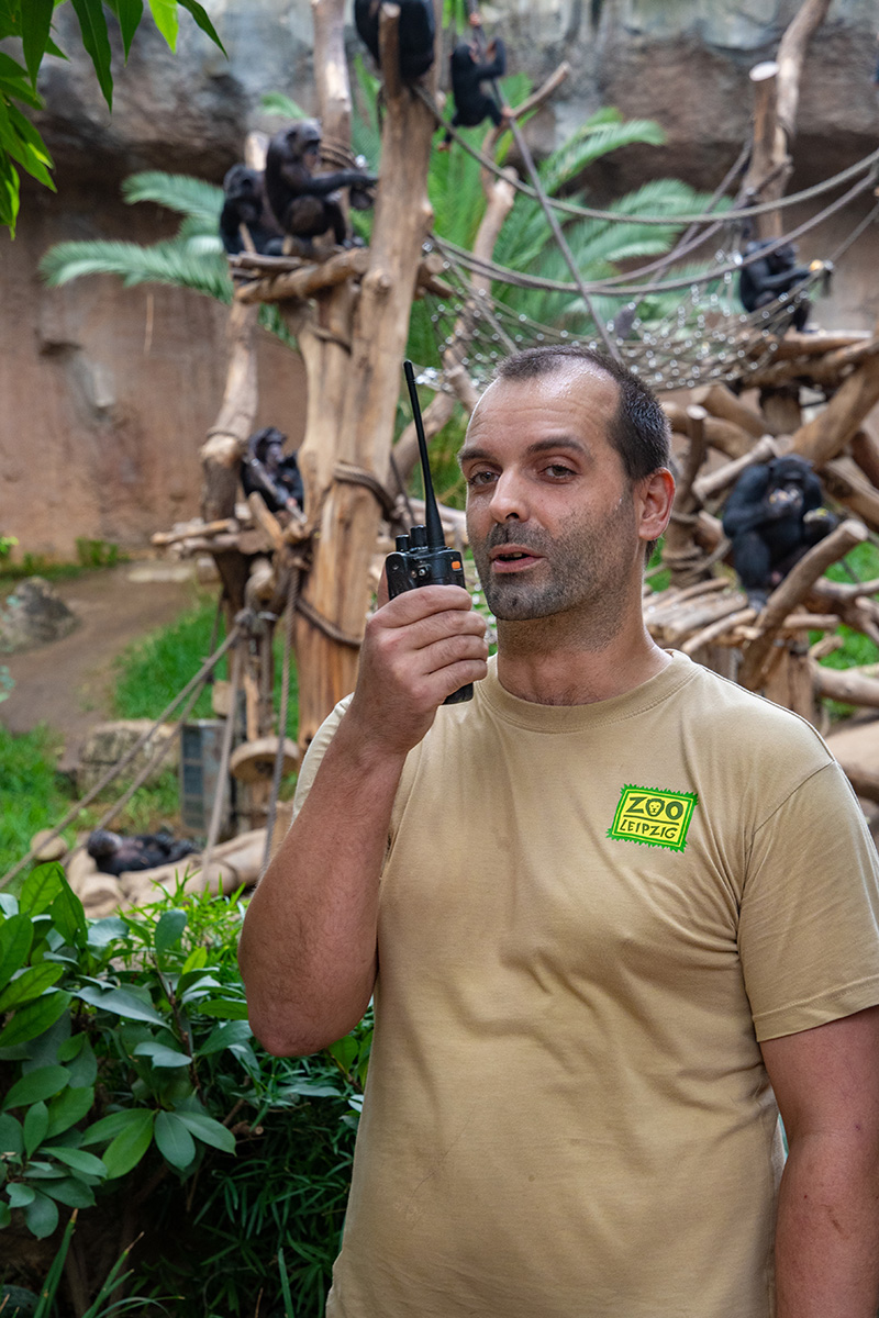 Operations in the Leipzig Zoo - hand-held radio